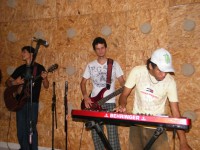 /album/adora%c3%a7%c3%a3o%20e%20louvor/image29-jpg/